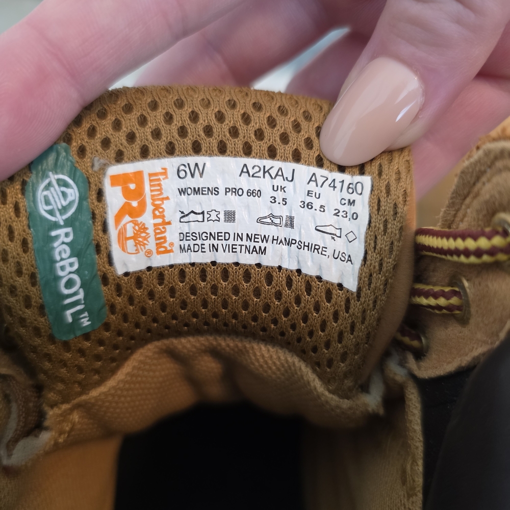 Timberland Brown Lace Up Boots - Picture 6 of 7
